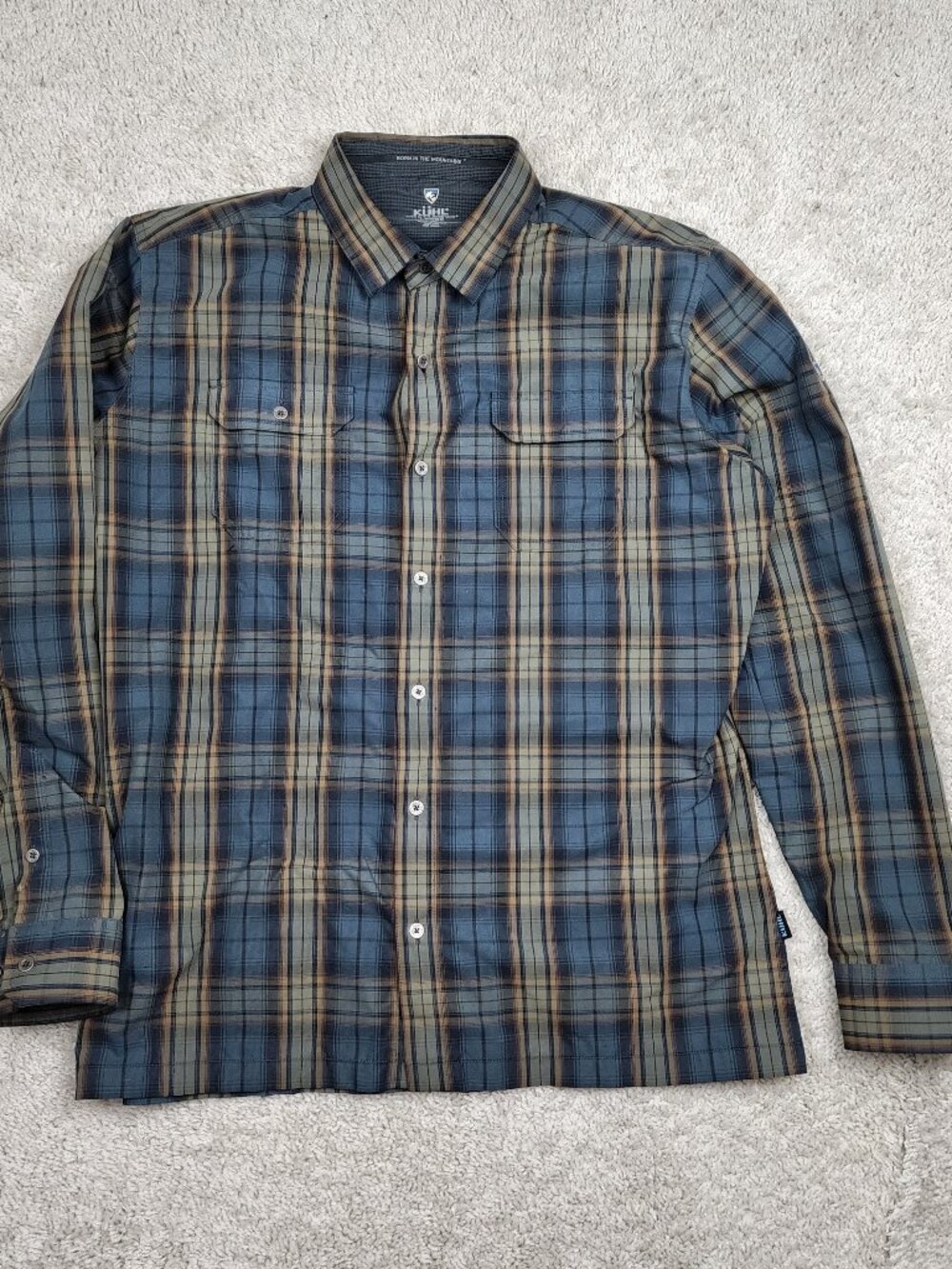 Kuhl Response Lite Performance Snap Button Long Sleeve Shirt Large L SMALL STAIN